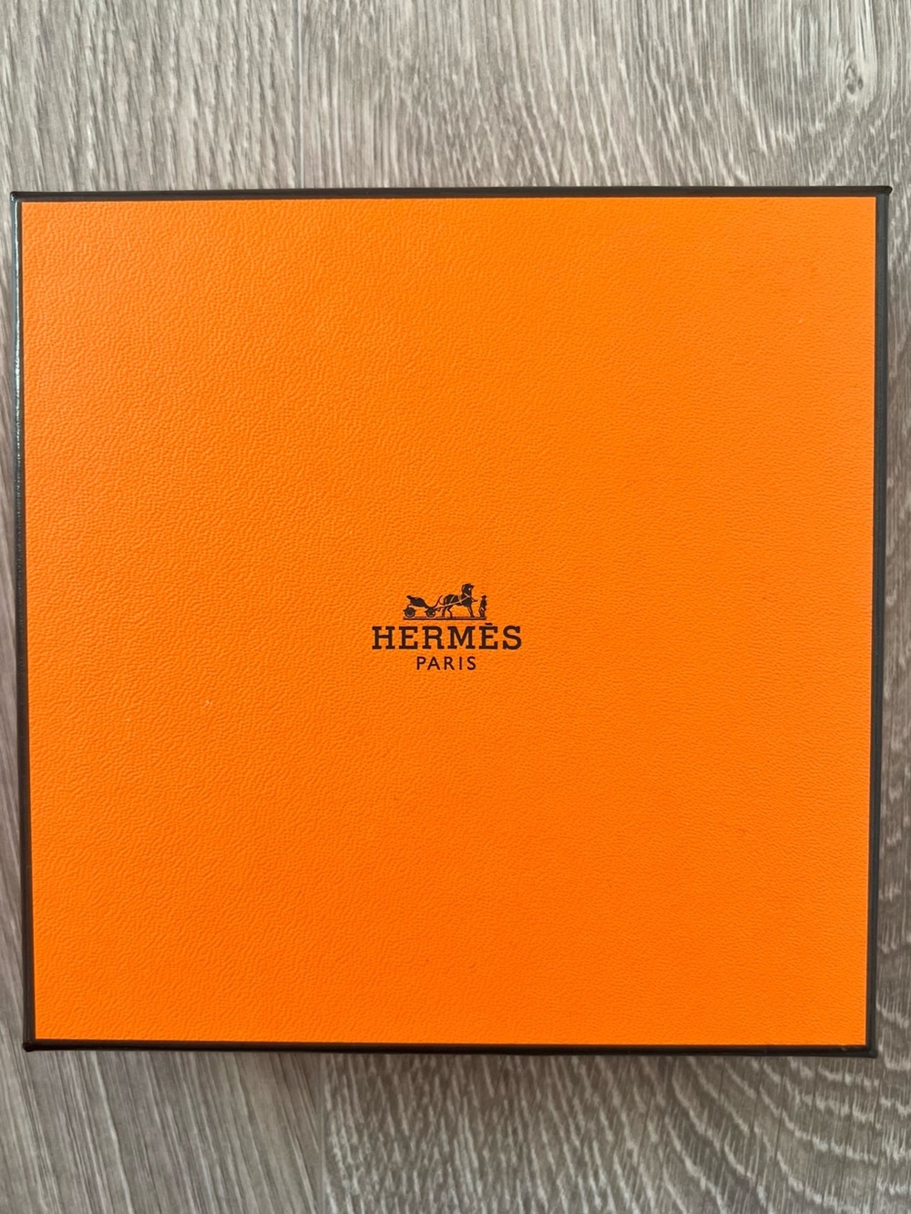 Hermes box (BB201)